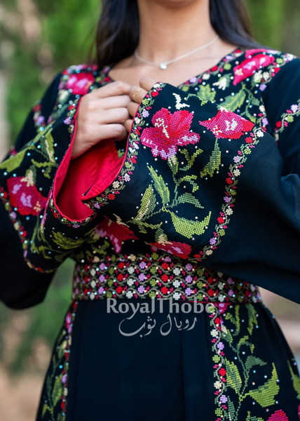 Floral Black/Red Long Full Embroidered Thobe