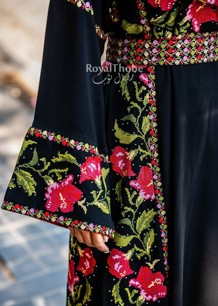 Floral Black/Red Long Full Embroidered Thobe