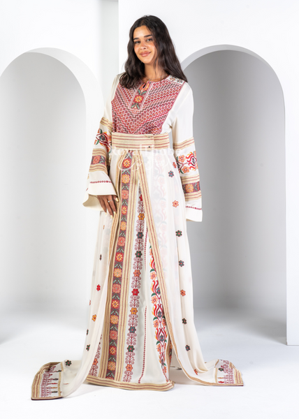 Bridal Floral Off-White Kasab Thobe With Attached Skirt And Matching Shaleh