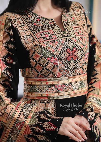 Black/Gold Elegant Long Full Embroidered Thobe