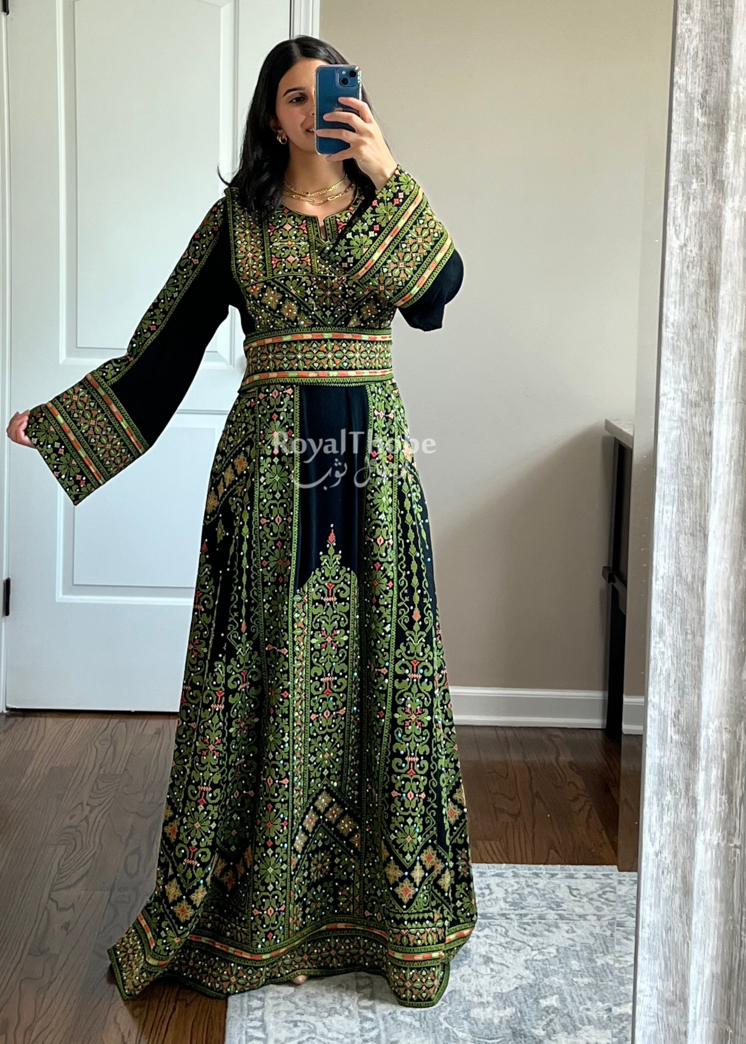 Black/Olive Green A Cut Full Embroidered Thobe 4 Black/Olive Green A Cut Full Embroidered Thobe 4