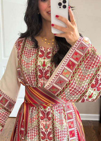Beige/ Cream Saya Vintage Straight Cut Full Embroidered Thobe