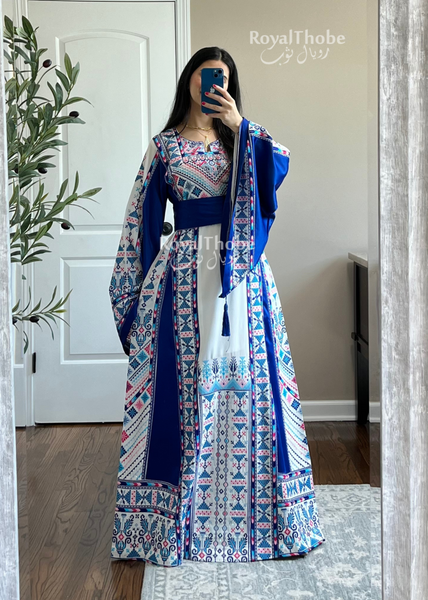 White/Blue Triangle Full Embroidered Thobe White/Blue Triangle Full Embroidered Thobe