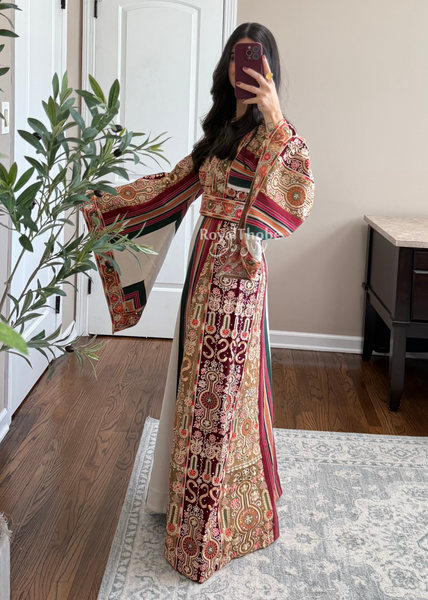 Cream Floral Majdlawe Maleka Long Full Embroidered Thobe