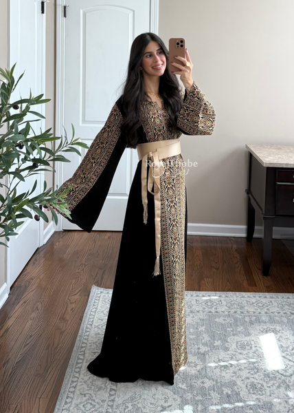 Black/Gold Simple Torath Embroidered Light Thobe