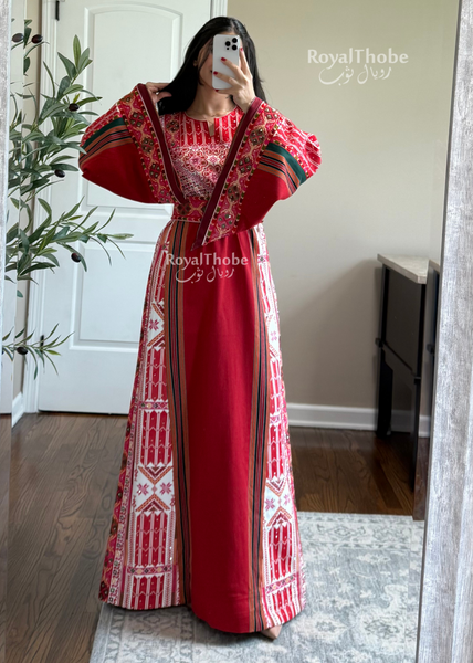 Red/White Majdlawe Long Full Embroidered Thobe