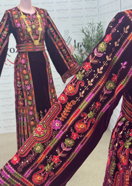 Velvet Manajel Flower Full Embroidered Thobe