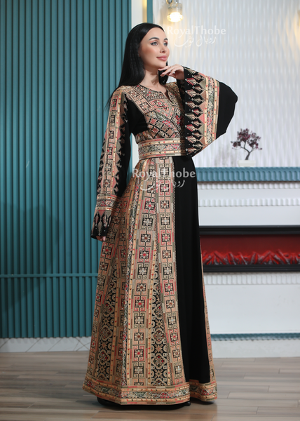 Black/Gold Elegant Long Full Embroidered Thobe