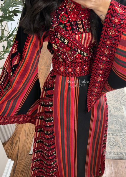 Black/Red Majdlawe Long Full Embroidered Thobe