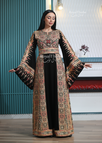 Black/Gold Elegant Long Full Embroidered Thobe