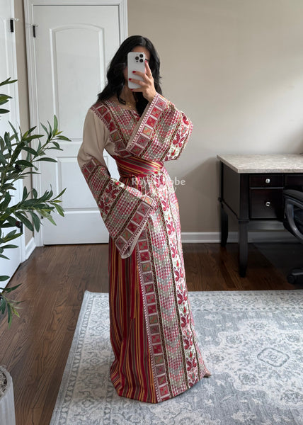 Beige/ Cream Saya Vintage Straight Cut Full Embroidered Thobe