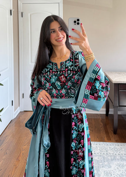 Black/Blue Floral&nbsp;Long Full Embroidered Thobe