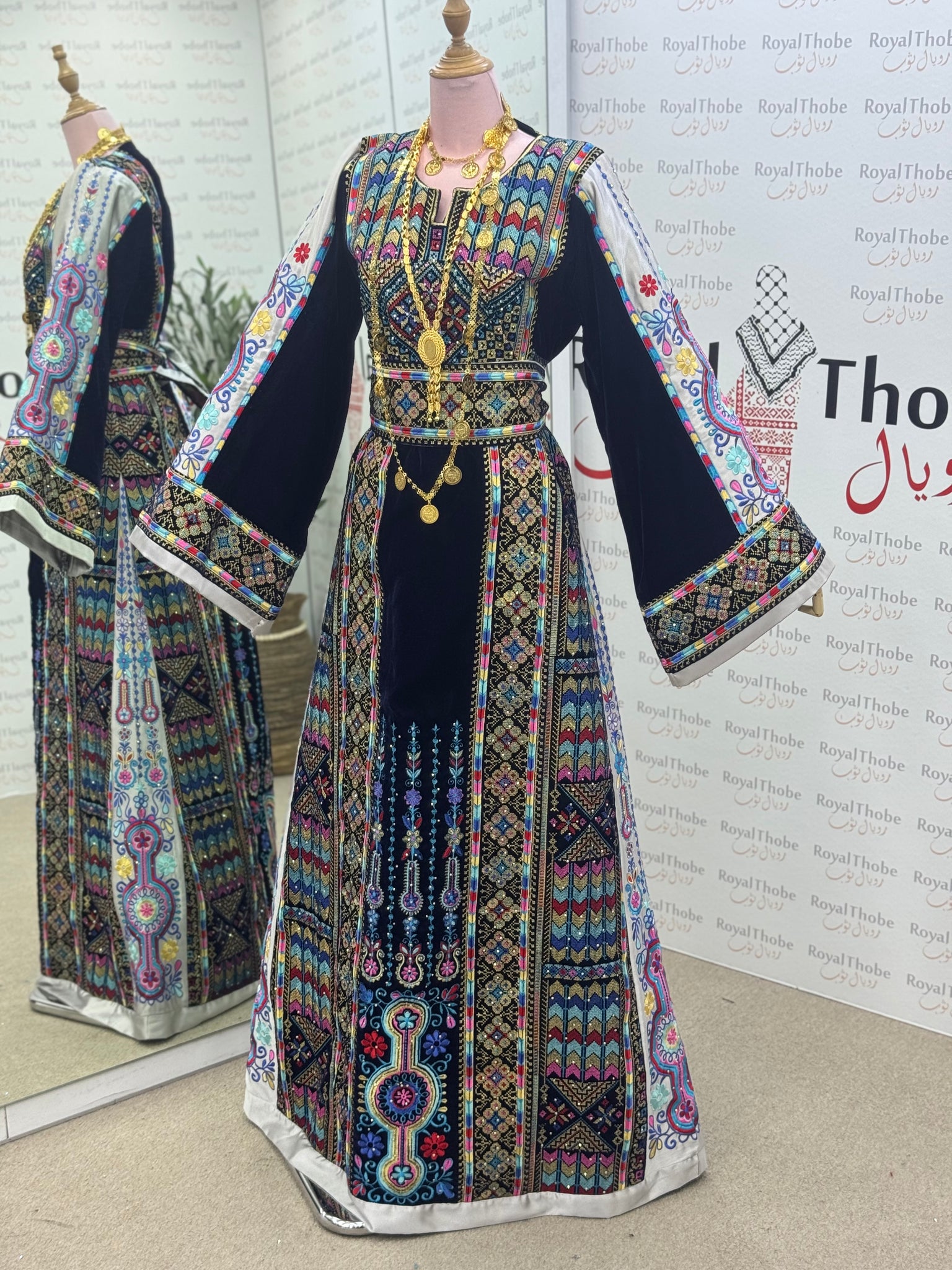 Velvet Navy Blue Maleka Long Full Embroidered Thobe