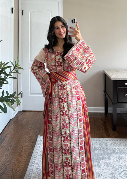 Beige/ Cream Saya Vintage Straight Cut Full Embroidered Thobe
