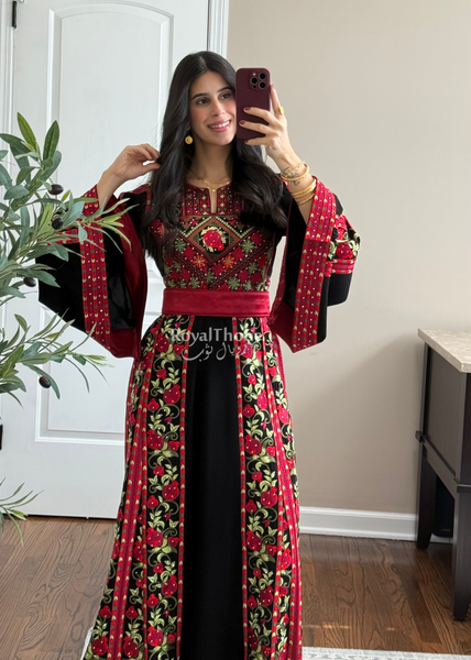 Black Rumaneh Long Full Embroidered Thobe
