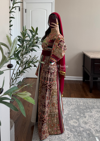Cream Floral Majdlawe Maleka Long Full Embroidered Thobe