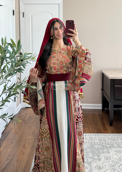 Cream Floral Majdlawe Maleka Long Full Embroidered Thobe