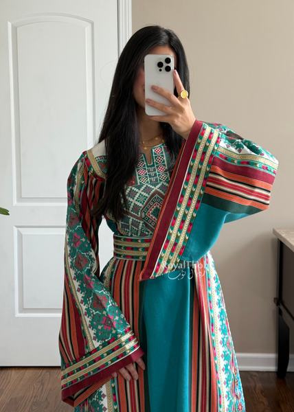 Turquoise Majdlawe Kasab Long Full Embroidered Thobe