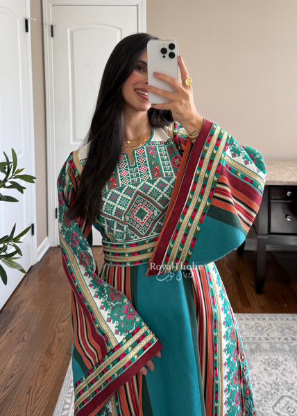 Turquoise Majdlawe Kasab Long Full Embroidered Thobe
