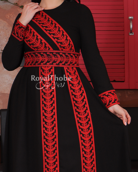 Black/Red Two Lines Simple Embroidered Dress